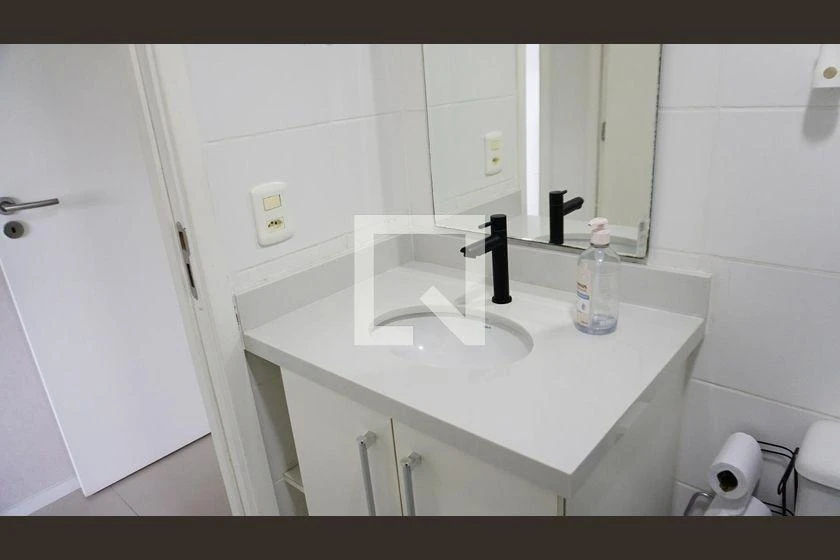 Пральна машина та 2 спальні: квартира 64 м² — photo 23