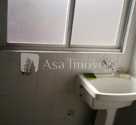 Apartamento de 1 dormitório com cozinha fechada e 42 m² — photo 8