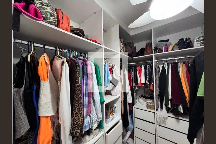 Furnished 3-bedroom apartment with 235 m² and 2 parking — photo 48