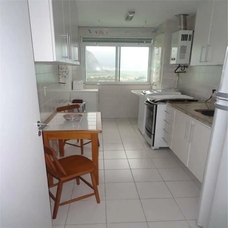 Apartamento mobiliado com 2 suítes e varanda, 77 m² — photo 20
