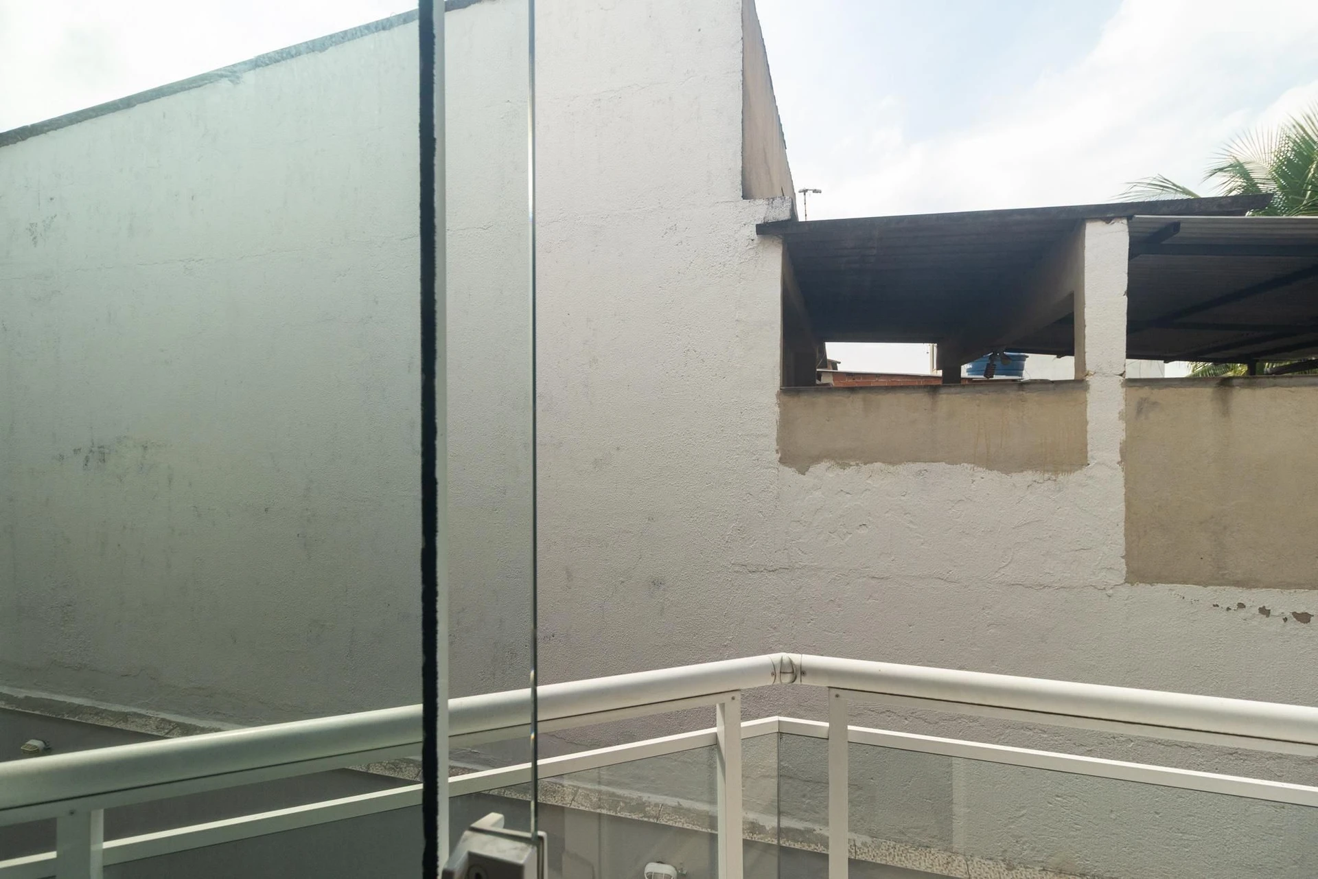 House with 2 bedrooms and balcony plus 1 parking space — photo 7