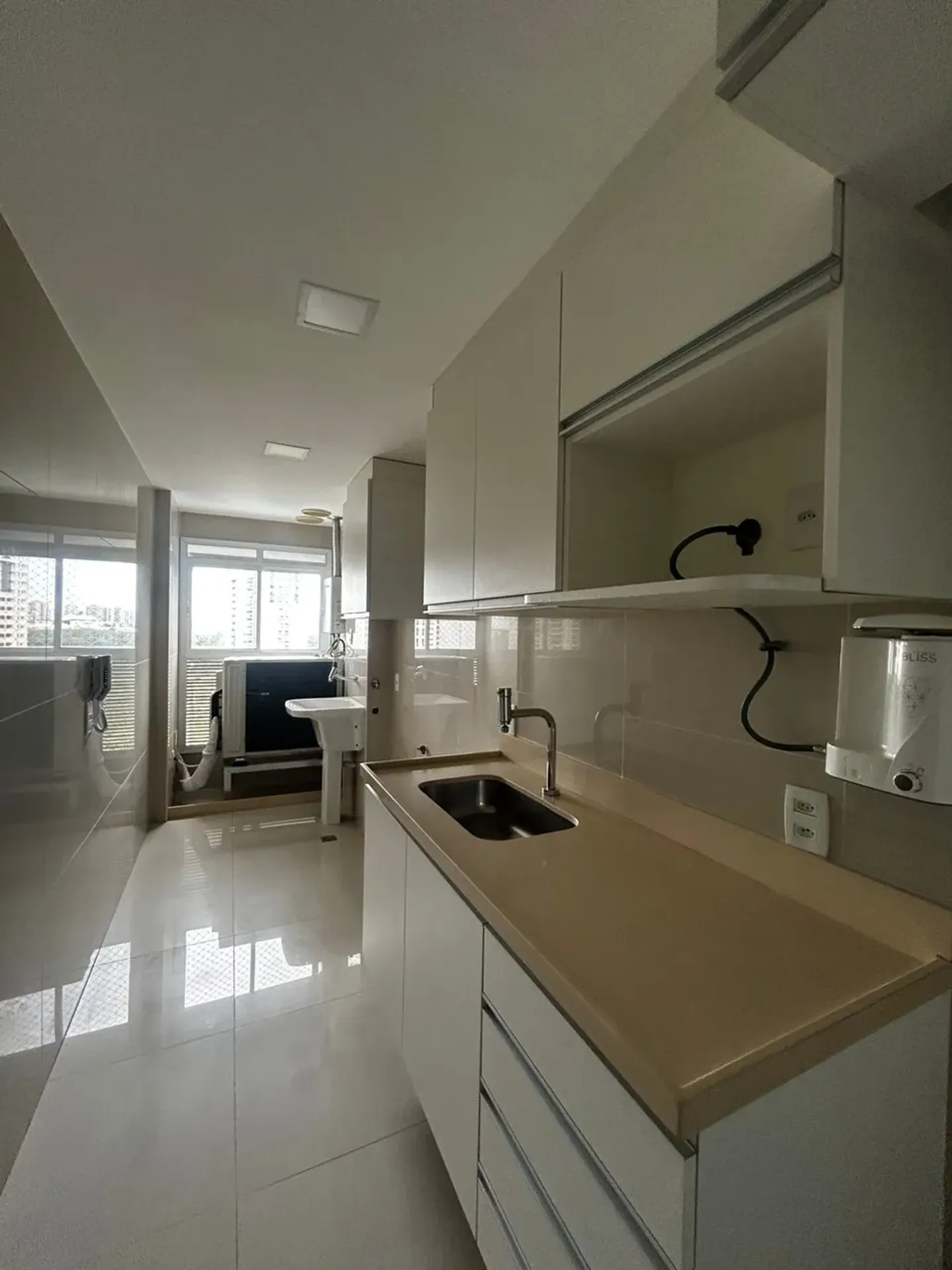 Apartamento de 2 quartos com varanda e cozinha separada — photo 11