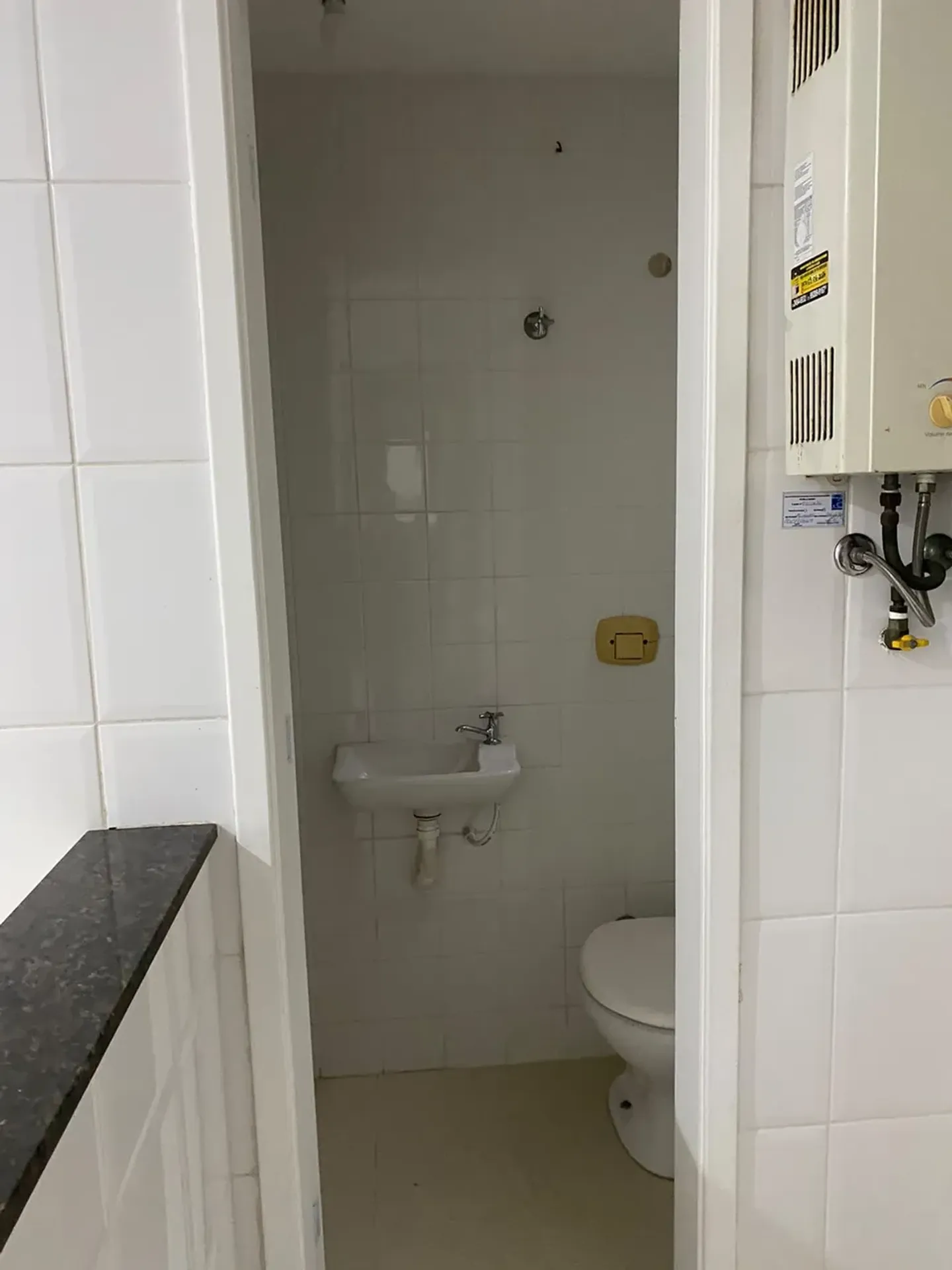 Unfurnished 3-bedroom apartment with balcony and 1 space — photo 19