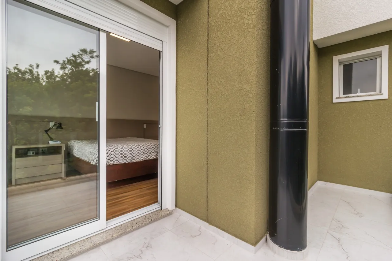 House with 4 en-suite bedrooms and open kitchen 412 m² — photo 29