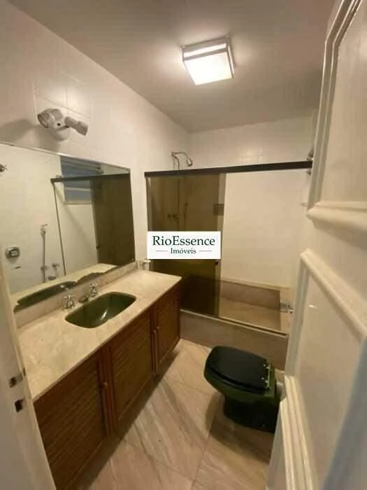 3-bedroom apartment with 1 en-suite bath, 198 m² on 4th floor — photo 16