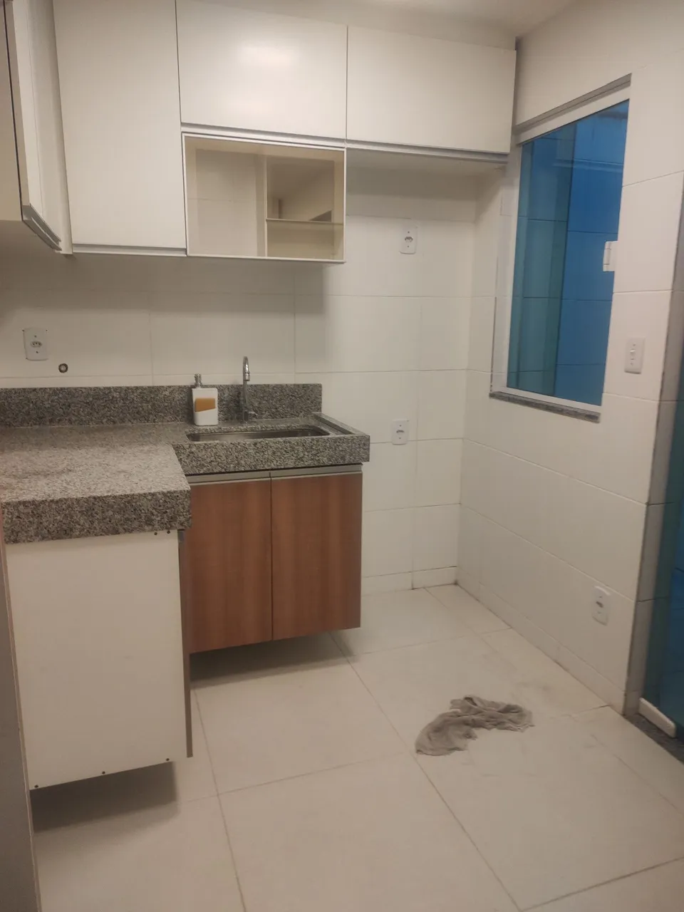 4-bedroom house with a separate closed kitchen — photo 2