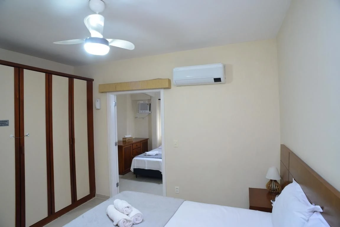 5-bedroom house with a washing machine — photo 20