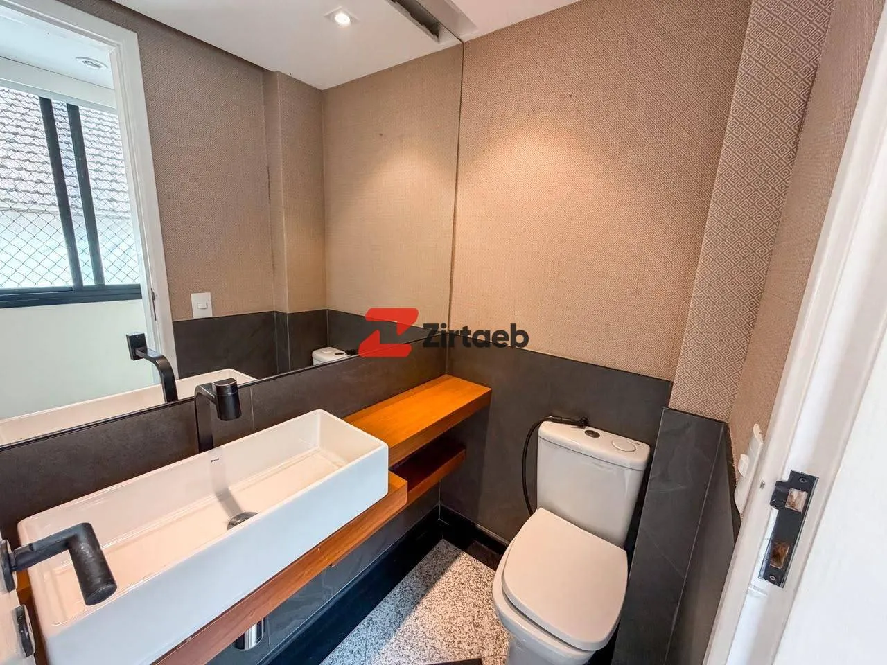 4-bedroom apartment with a walk-in closet in Rio de Janeiro — photo 28