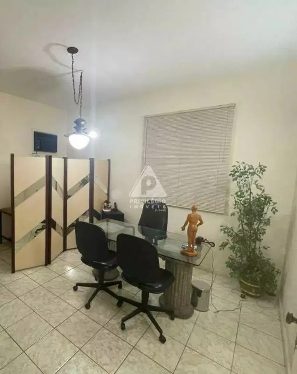 House with 3 bedrooms and 3 bathrooms, no parking space — photo 4