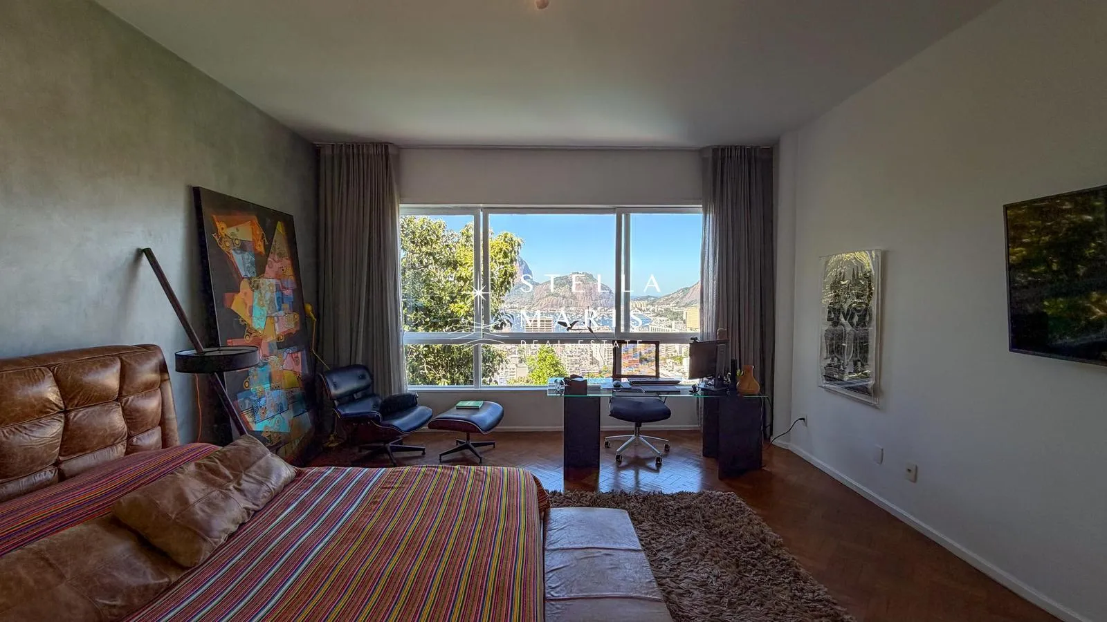 Furnished apartment, 398 m², with floor-to-ceiling windows — photo 33