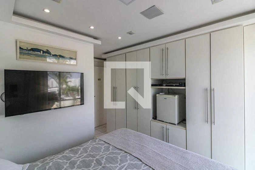 Apartamento para locação com 4 quartos e 160 m² — photo 34