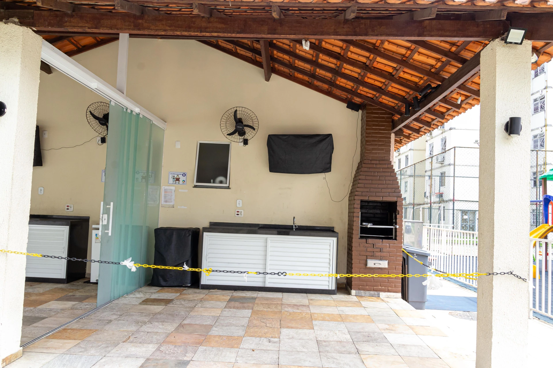 Apartamento mobiliado de 2 quartos em condomínio com piscina — photo 60