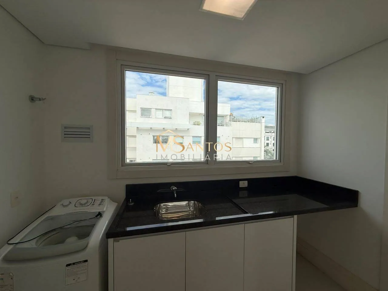 Apartamento mobiliado de 3 quartos em condomínio com piscina — photo 9