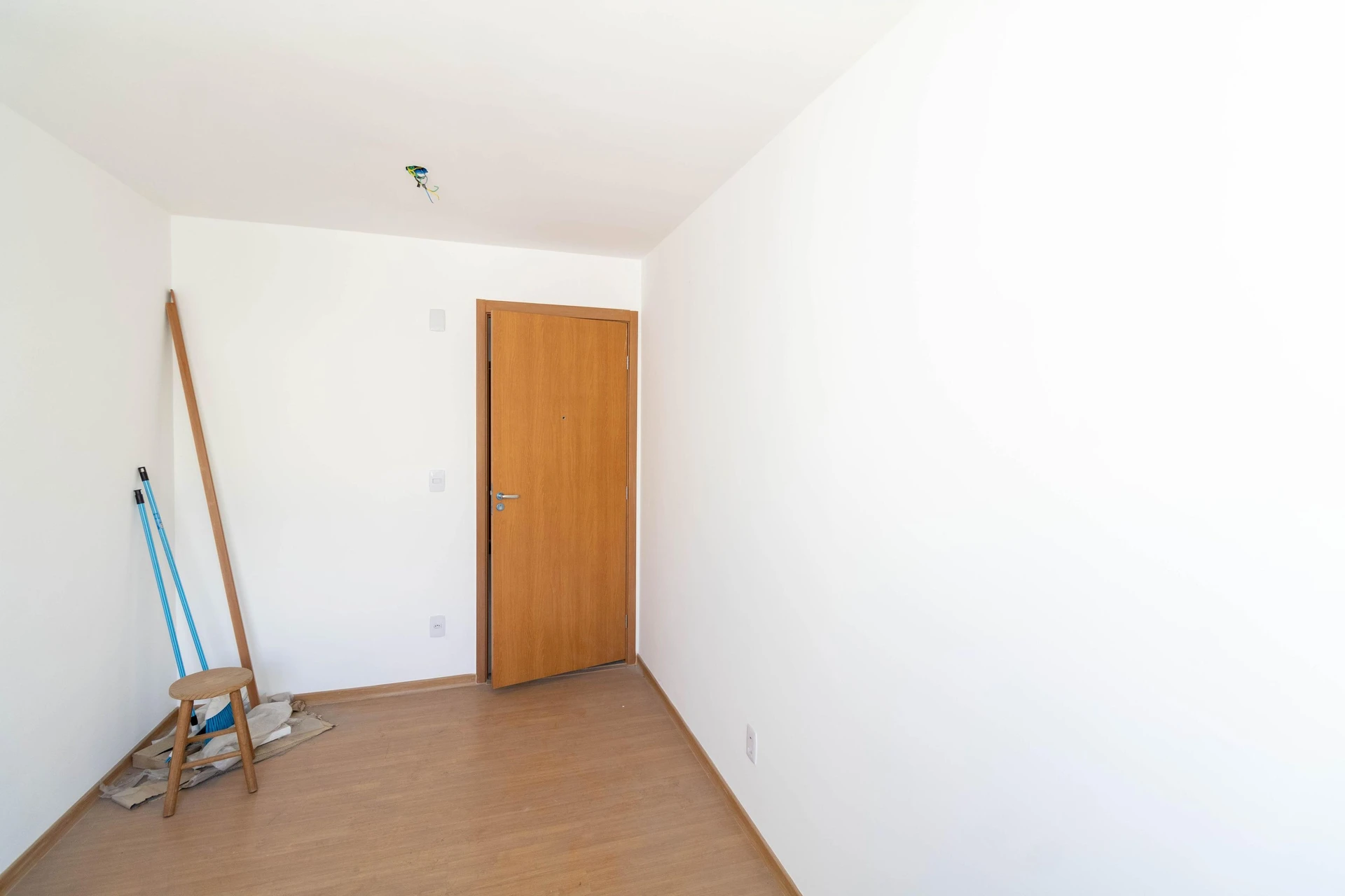 Apartment with 2 bedrooms and an open-plan kitchen — photo 5