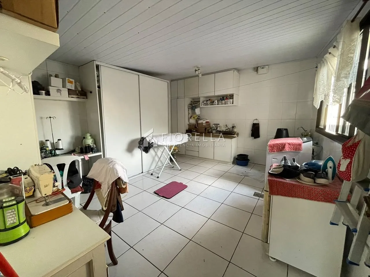 Furnished house, 376 m², with a water view — photo 43