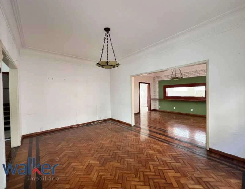 House with 11 bedrooms, 500 m² and 10 parking spots — photo 4