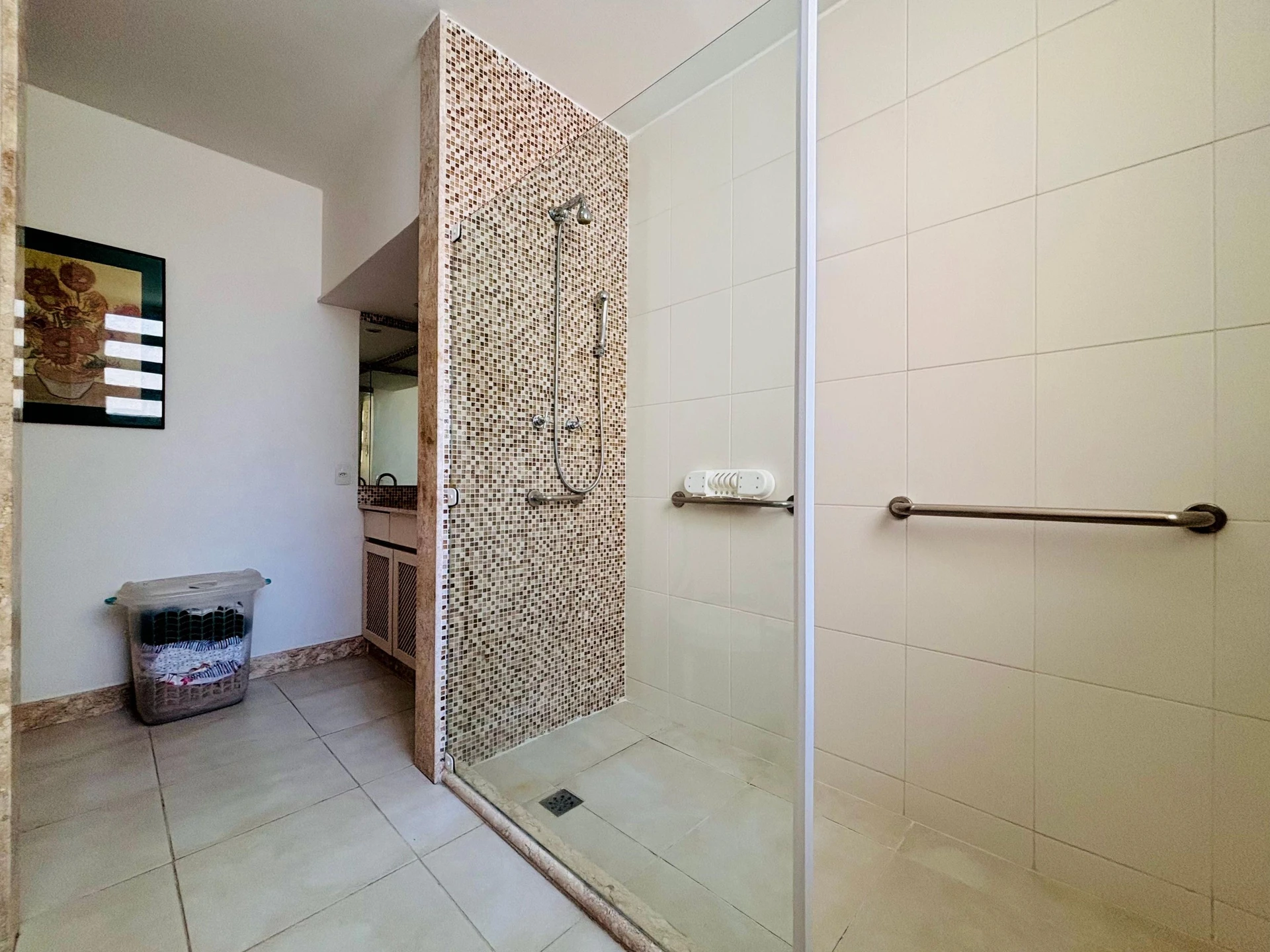 5-bedroom apartment with a water view in Rio de Janeiro — photo 24