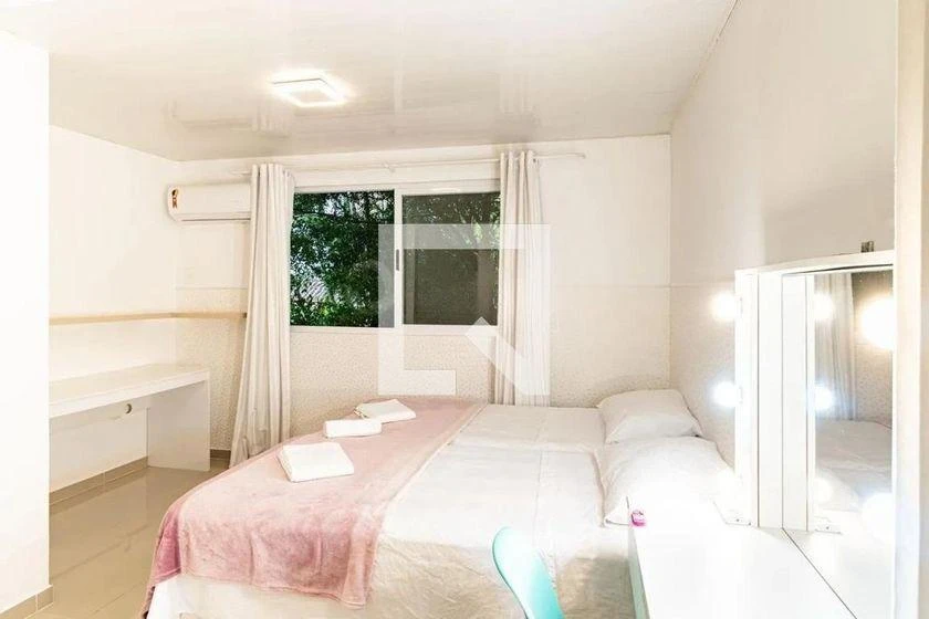 Furnished house with 4 bedrooms and an open kitchen — photo 11