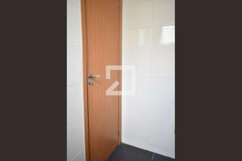 Apartamento de 2 dormitorios con balcón en el 5º piso — photo 23