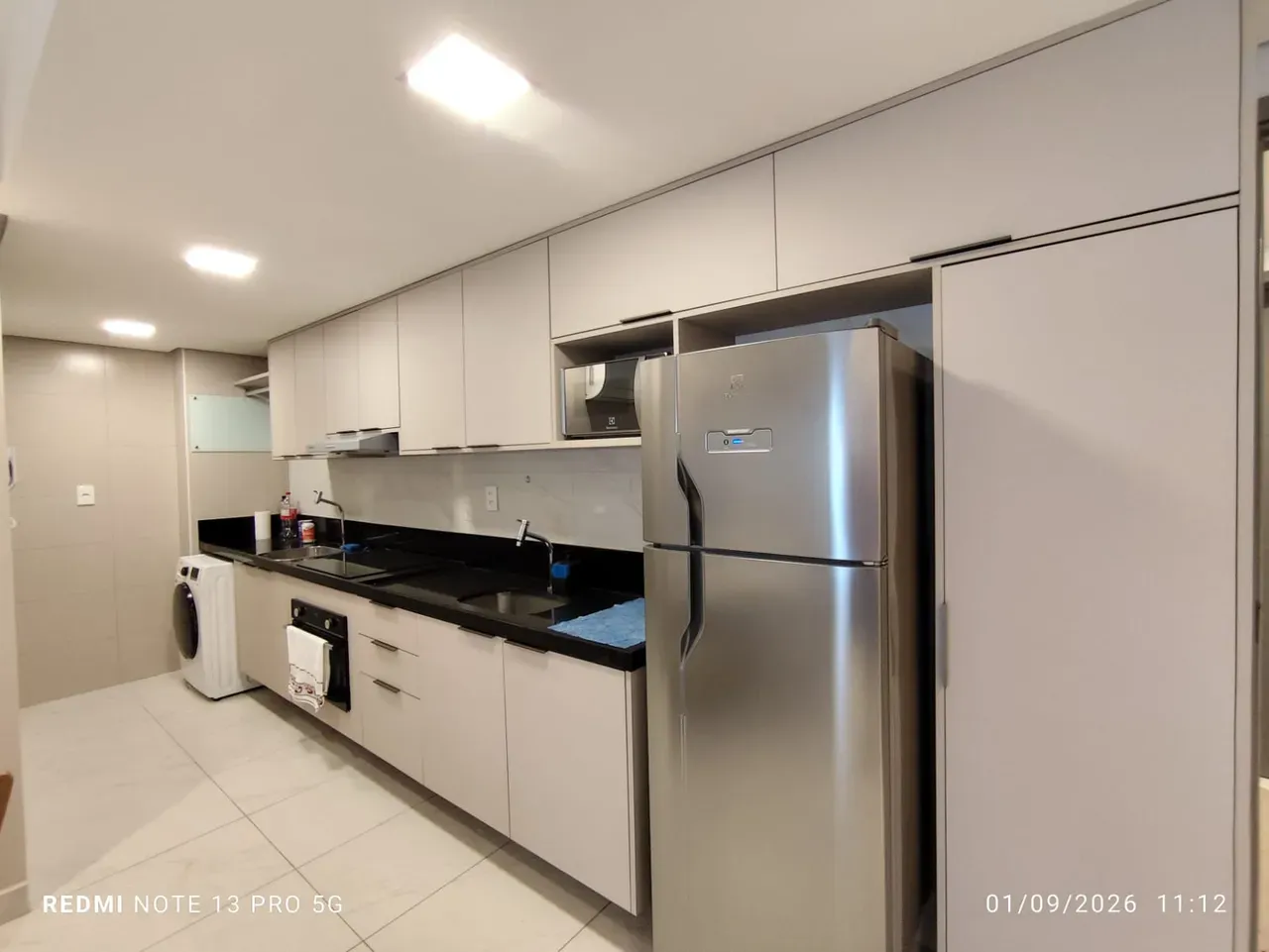 Рабочее место и 2 спальни: квартира 68 м² — photo 2
