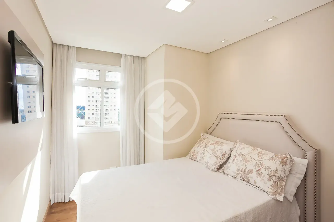 Furnished 3-bedroom apartment with 1 en-suite — photo 11