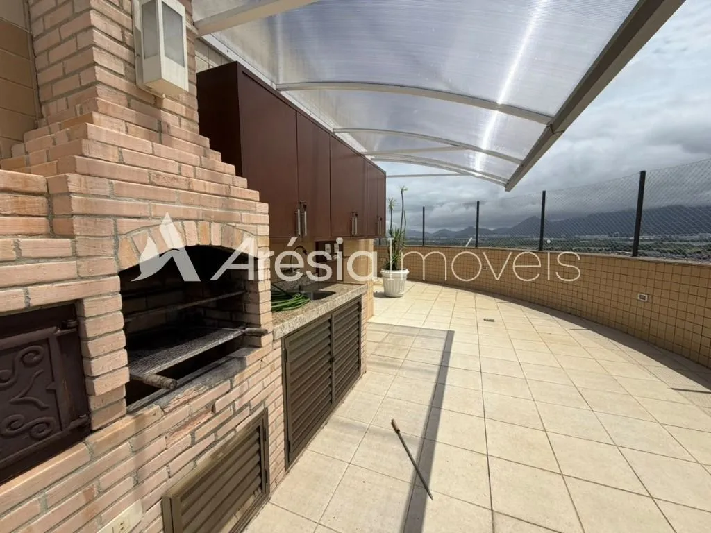 4-bedroom apartment in a building with a sauna — photo 20