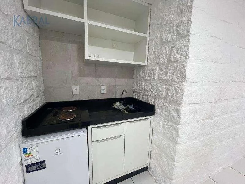 1 quarto e espaço de home office: apartamento de 15 m² — photo 6