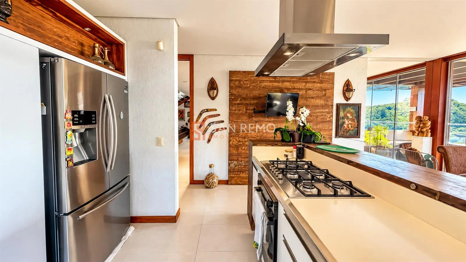 6-bedroom house with a walk-in closet in Florianópolis — photo 19