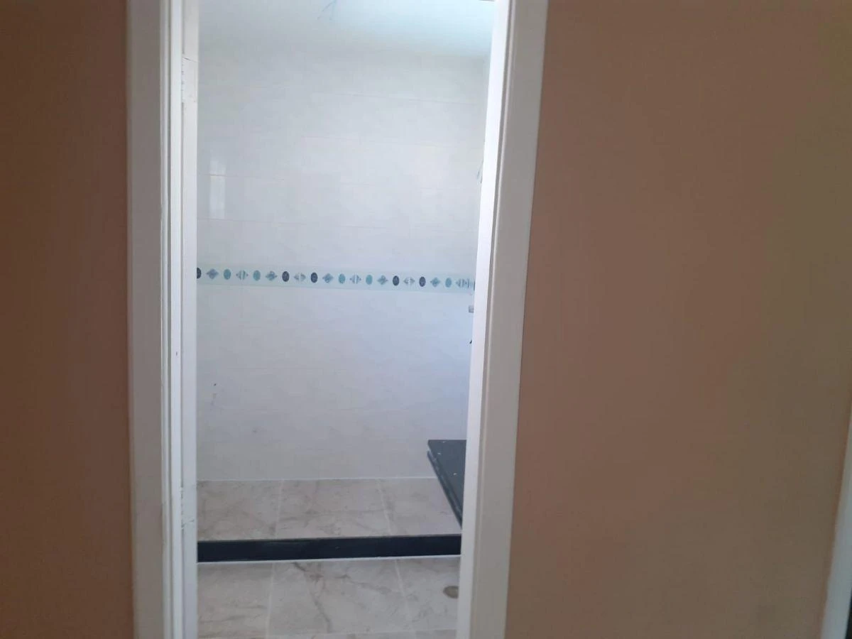 Duplex house with 5 bedrooms, 5 bathrooms, 5 parking spots — photo 18