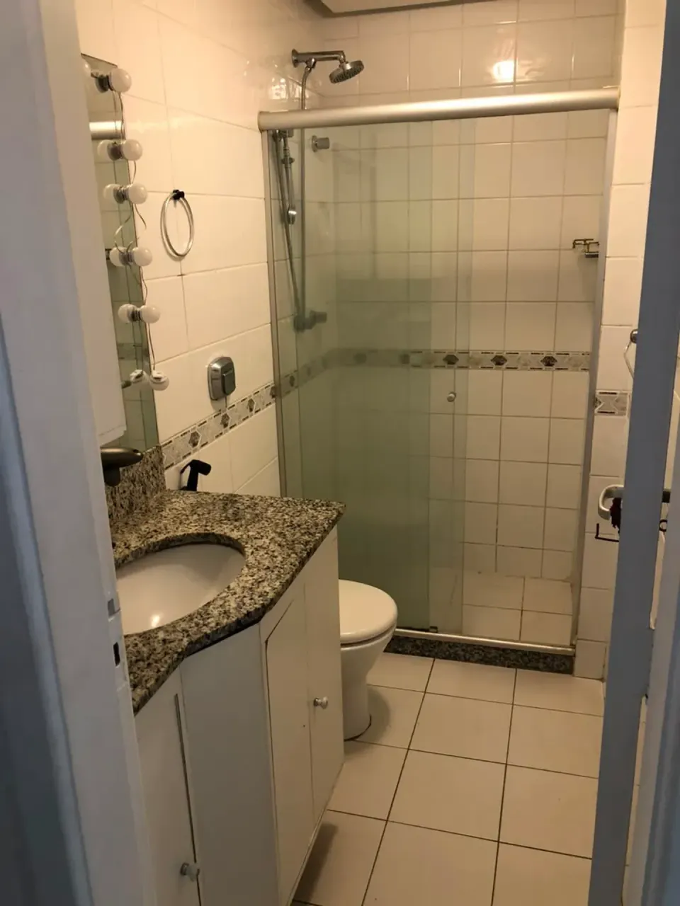 Casa com 3 quartos e 4 banheiros com cozinha fechada — photo 6