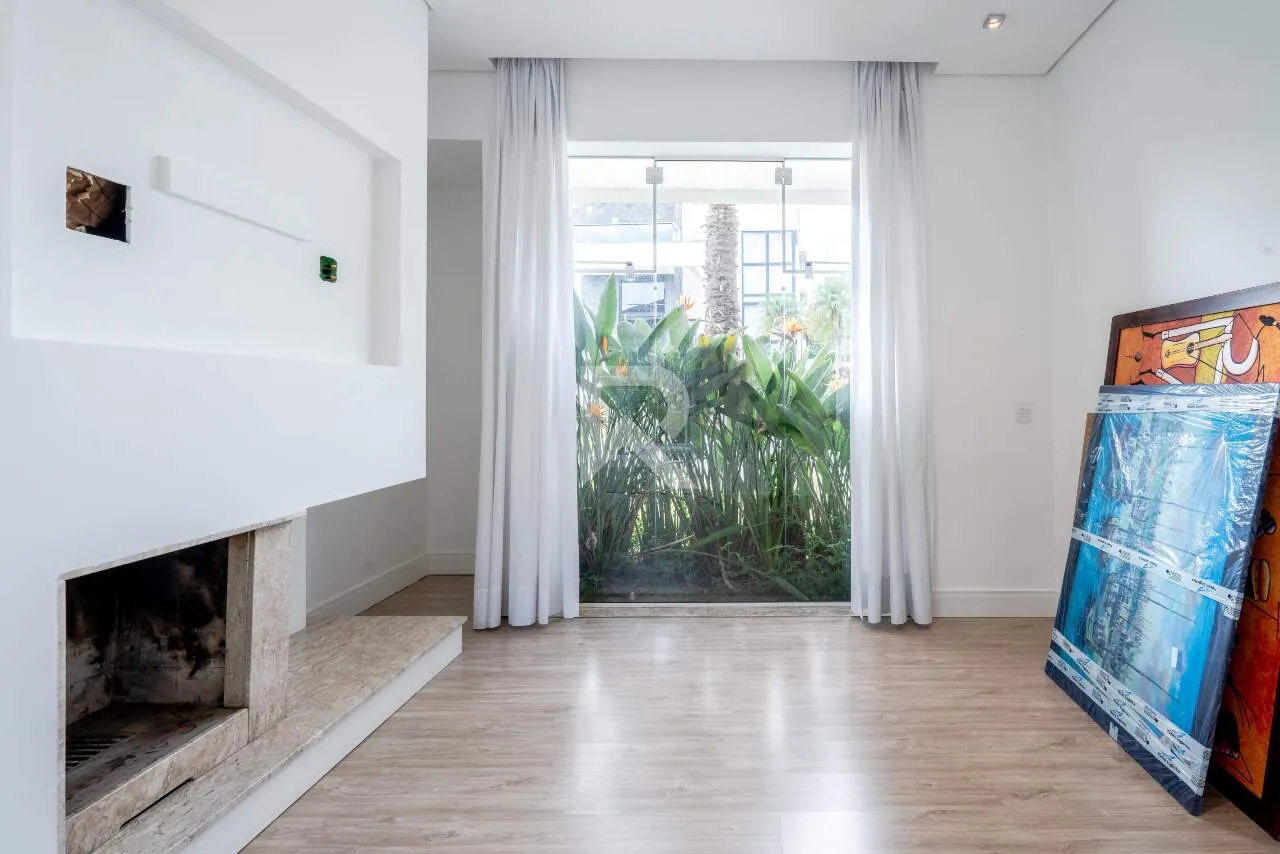 Furnished house with 4 en-suite rooms and 709 m² — photo 22