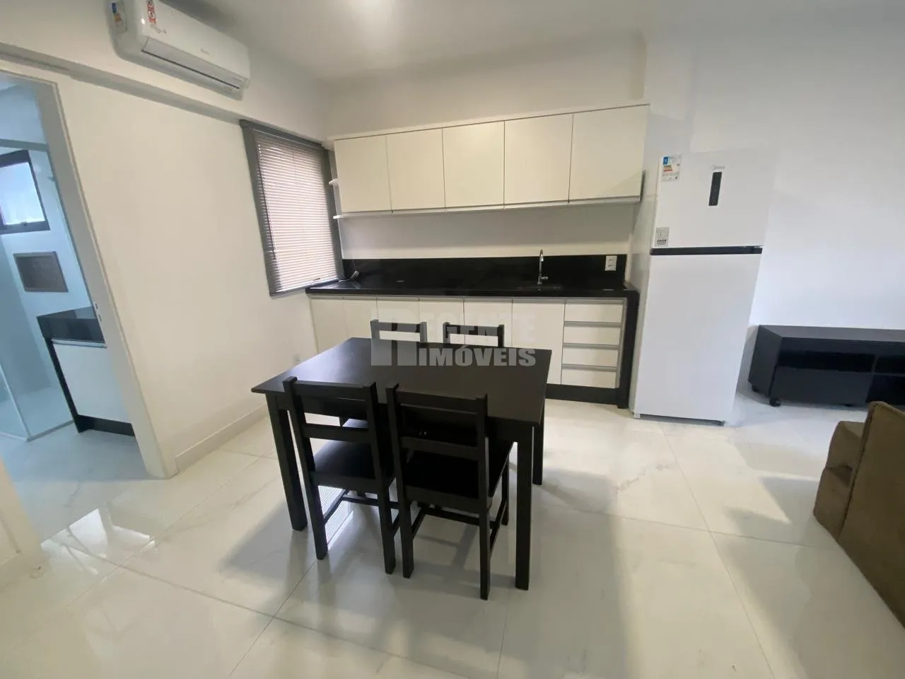 Apartamento amueblado de 1 dormitorio y cocina integrada — photo 3