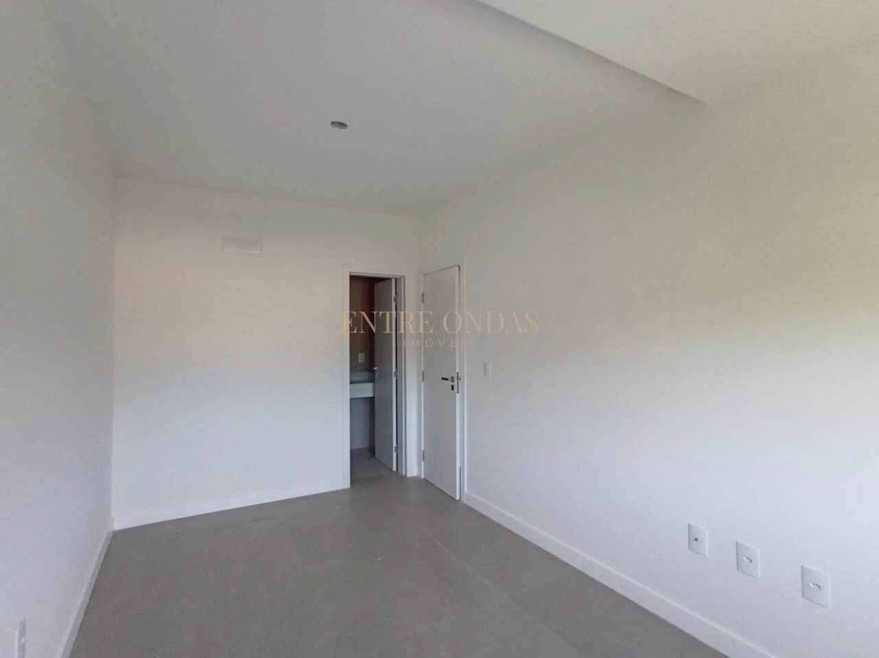 Apartamento de 100 m² con lavandería y barbacoa — photo 4