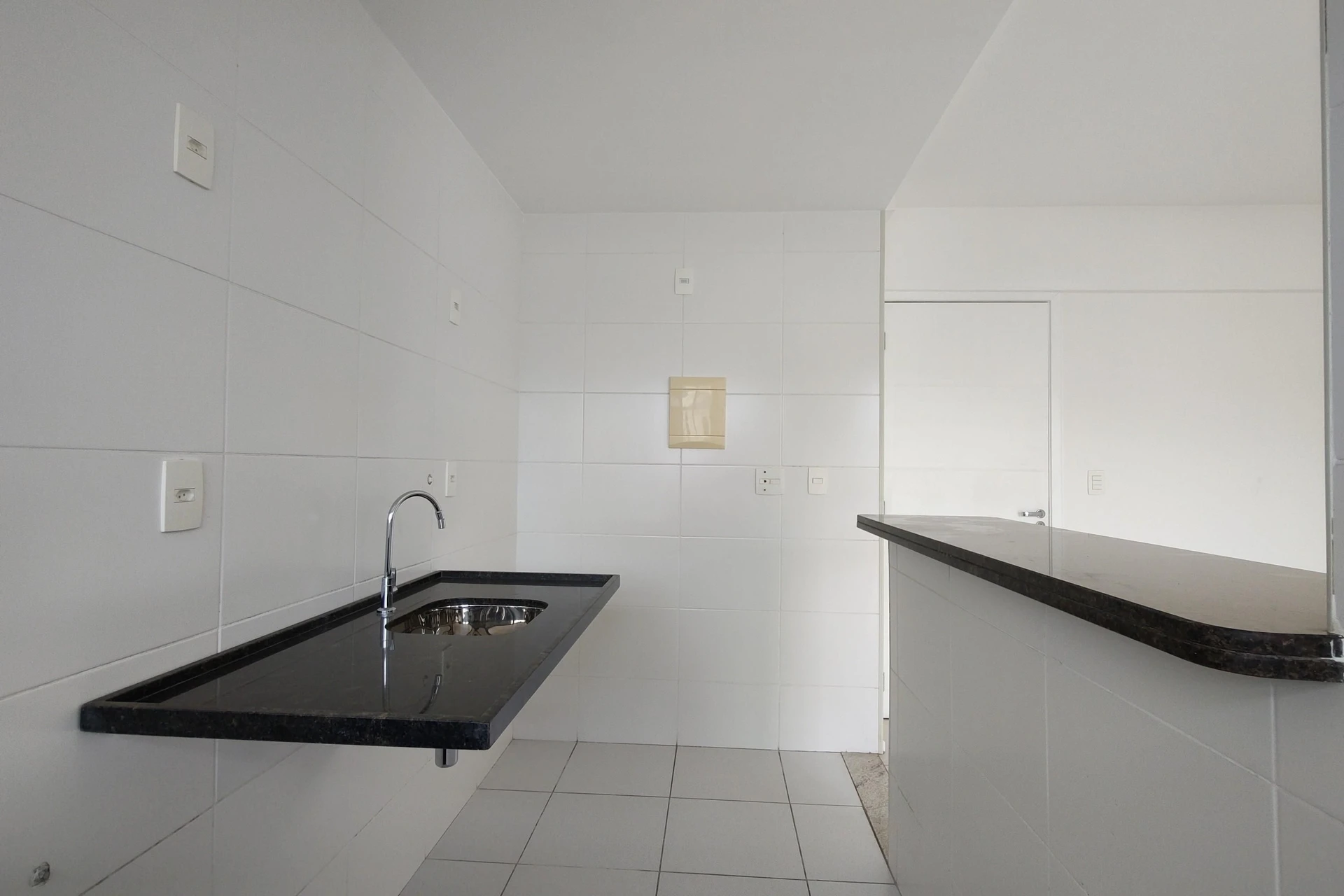 Apartamento de 2 quartos com piscina no condomínio — photo 47