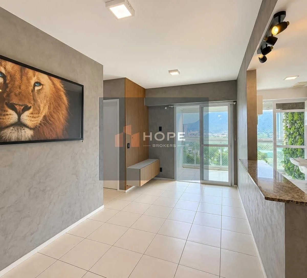 Apartment, 60 m², with a glass-enclosed balcony — photo 13