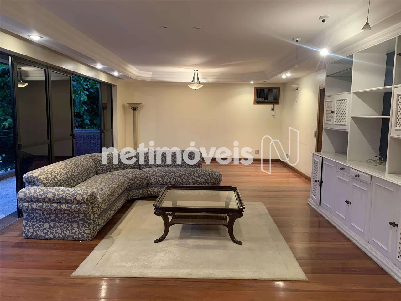 4-bedroom apartment with balcony and 2 parking spots — photo 3