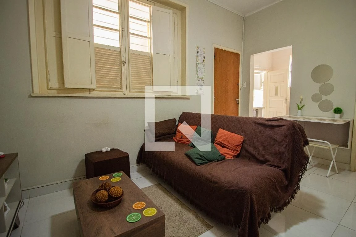 Apartamento mobiliado com 2 dormitórios e 1 banheiro — photo 11