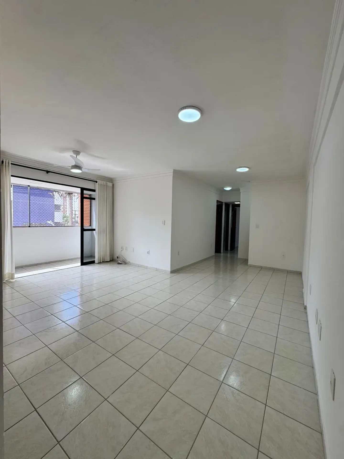 127 m² apartment with a separate kitchen and 3 bedrooms — photo 26