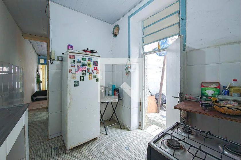 Furnished apartment with 5 bedrooms and 300 m² — photo 2