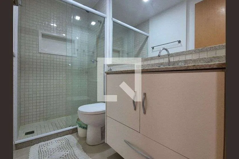 80 m² apartment with a pool in the building — photo 21