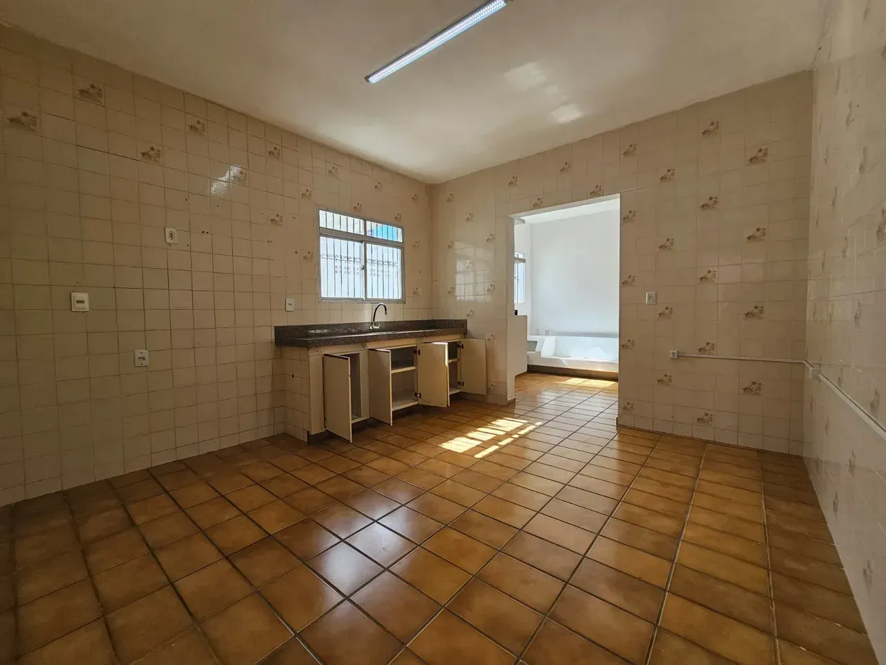 4 quartos e jardim: casa de 246 m² — photo 3