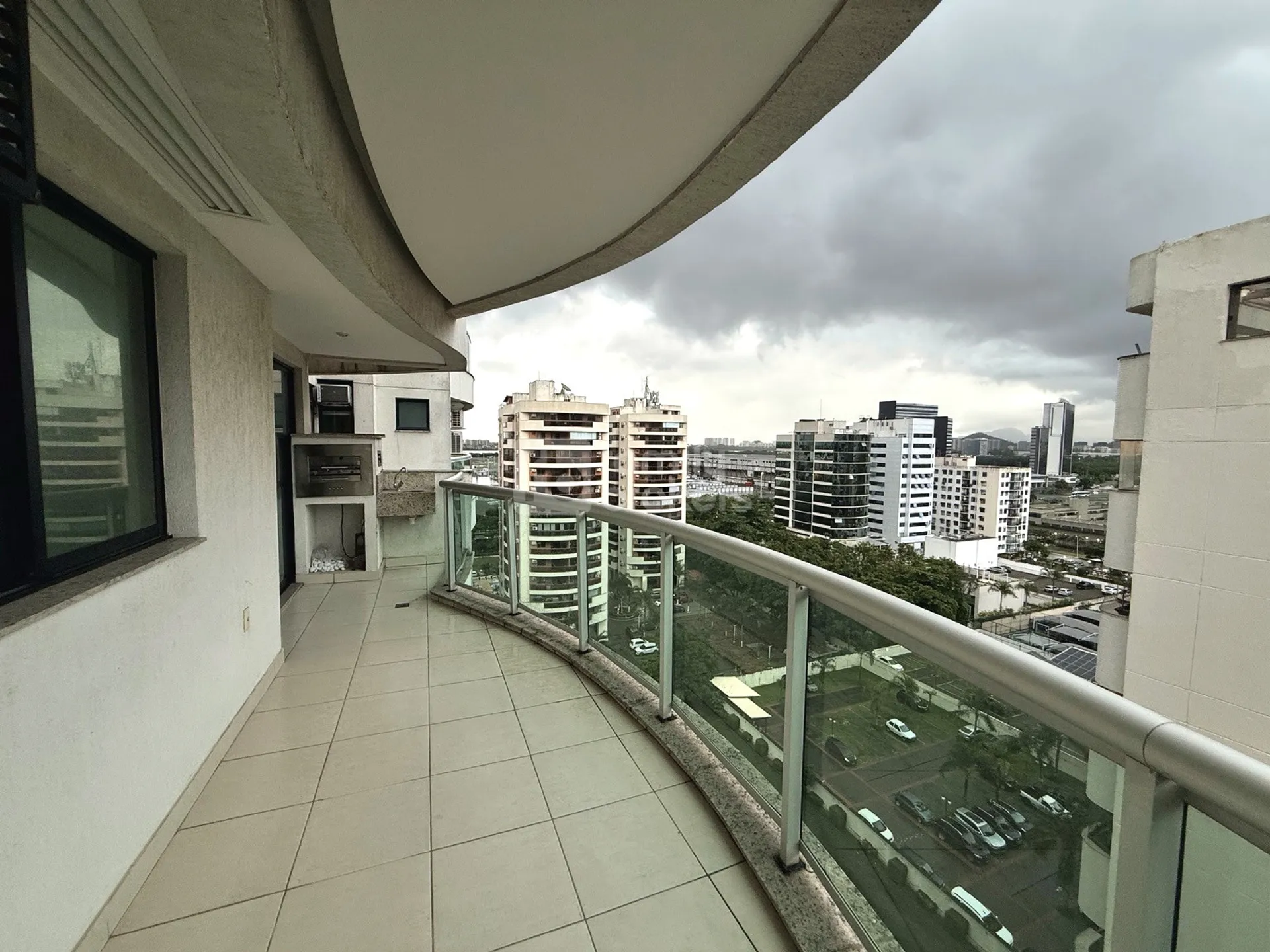 2-bedroom apartment in a building with a sauna — photo 13