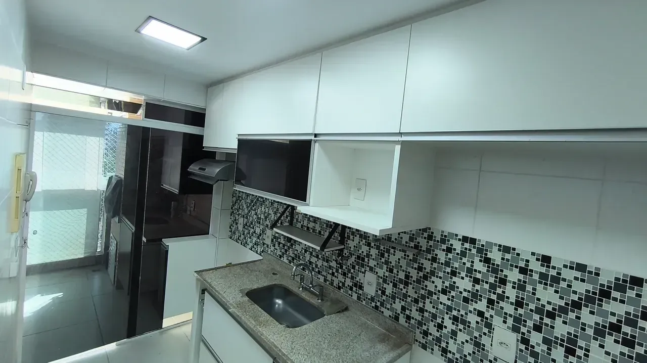 86 m² unfurnished apartment with 3 bedrooms and open-plan kitchen — photo 8