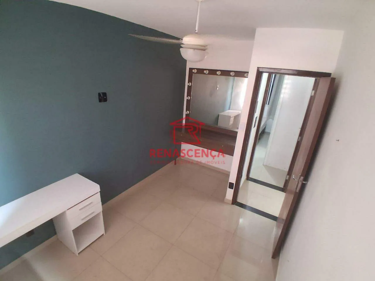 Apartamento con 2 dormitorios y cocina independiente — photo 10
