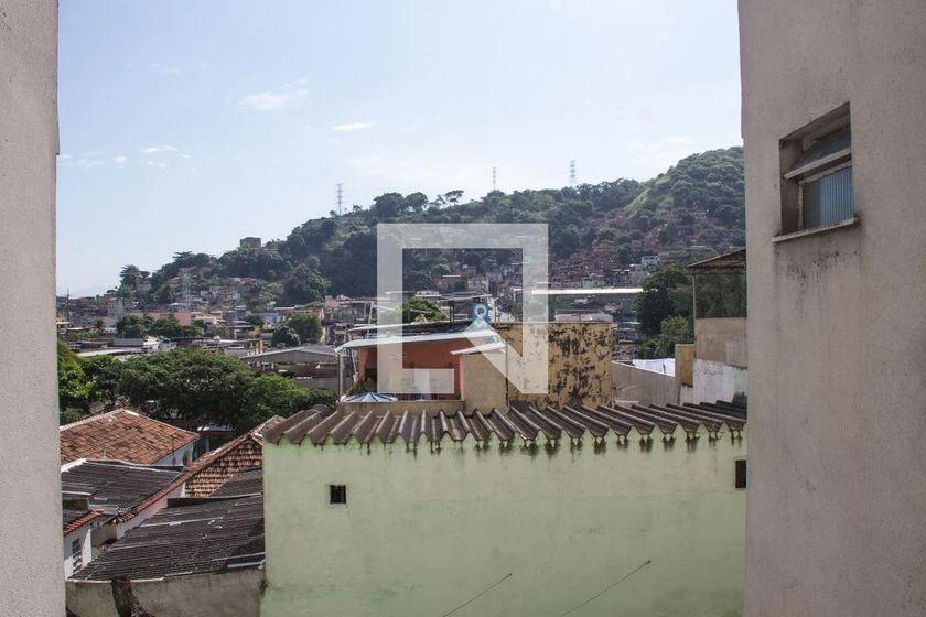 90 m² apartment with 2 bedrooms and a balcony — photo 40