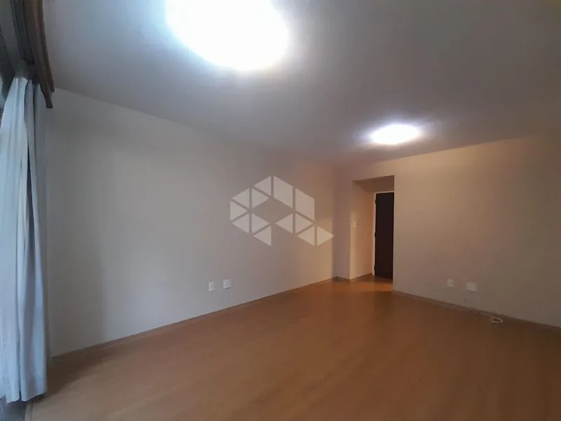 Apartamento de 2 quartos com sacada e área de serviço — photo 10