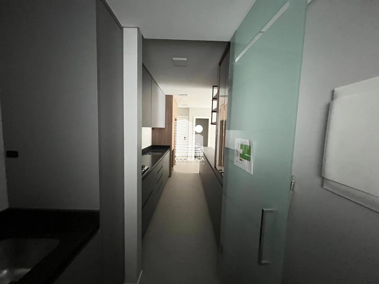Меблированная квартира 203 м²: 3 спальни с ванными и 1 место — photo 29