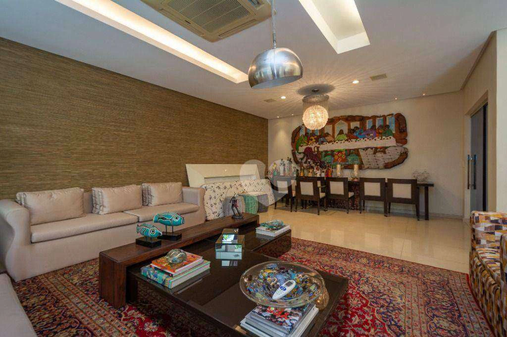 Furnished house with 7 en-suite bedrooms and 10 baths — photo 10
