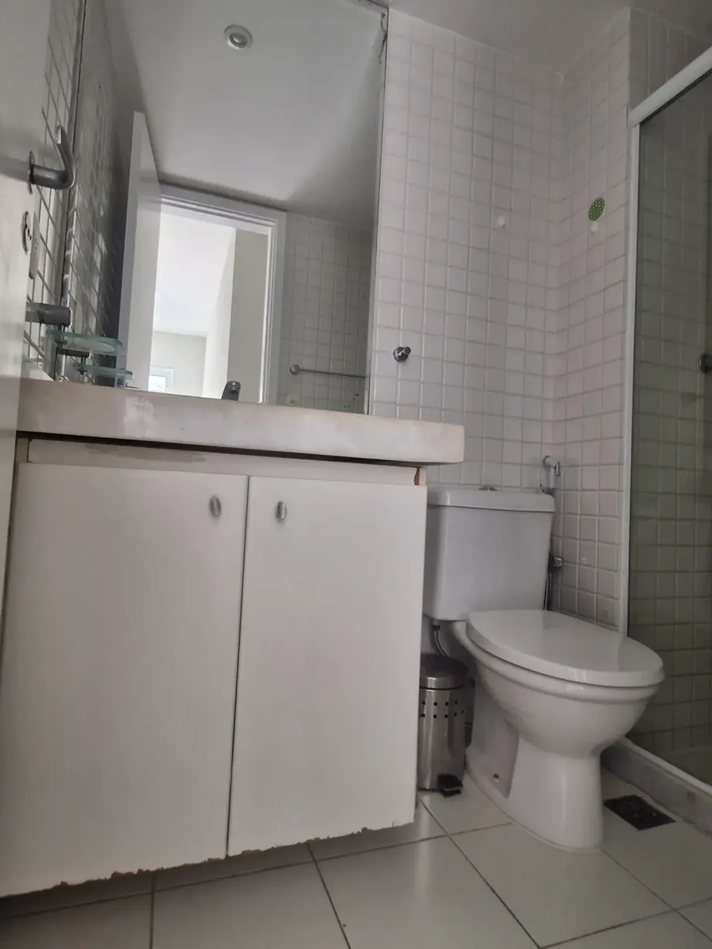 Furnished 4-bedroom apartment with 178 m² — photo 25