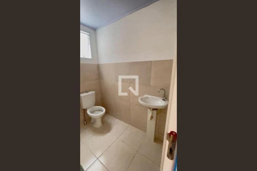 Apartamento de 2 quartos com cozinha fechada e 45 m² — photo 11